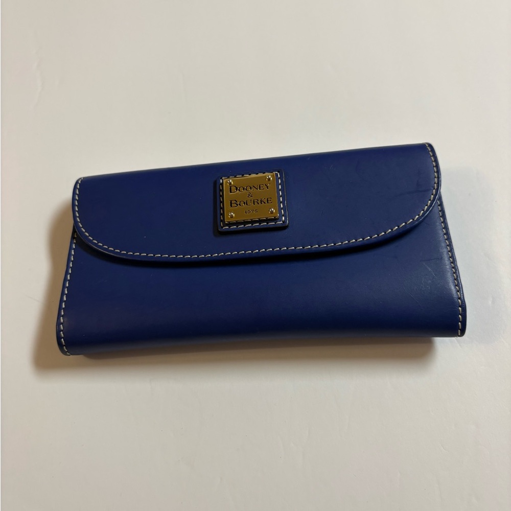 Dooney & Bourke Cobalt Blue Leather Continental Wallet with Logo Plaque - Picture 2 of 11